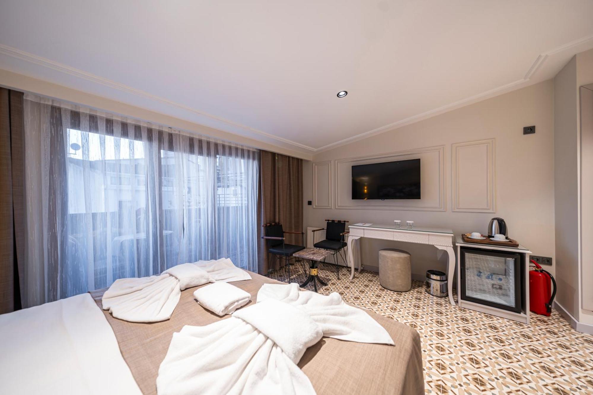 Pera Luna Premium Hotel Istanbul Exterior foto