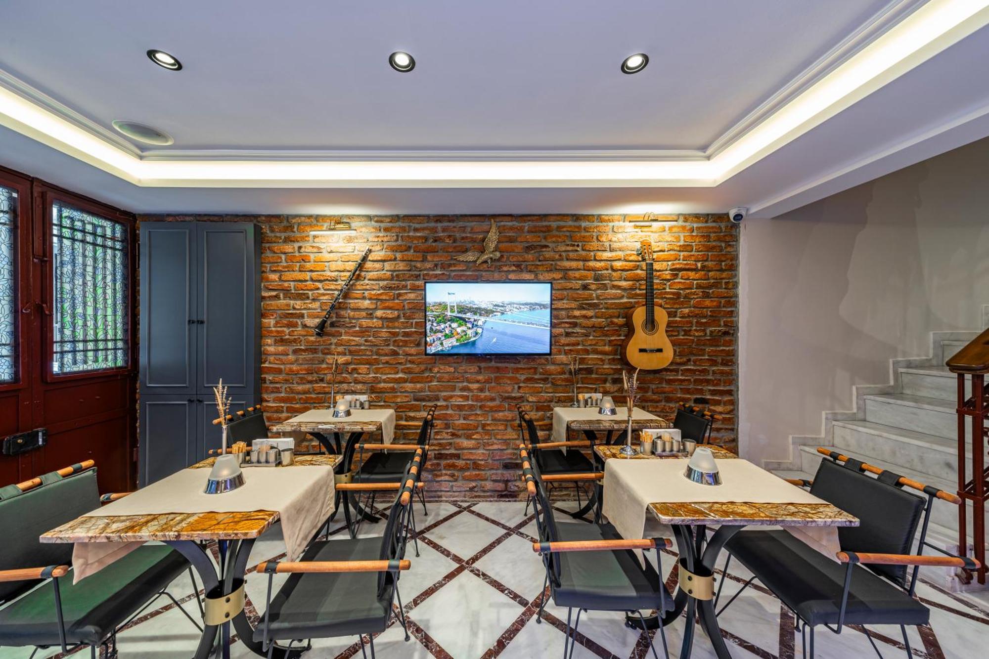 Pera Luna Premium Hotel Istanbul Exterior foto