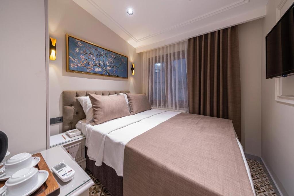 Pera Luna Premium Hotel Istanbul Exterior foto
